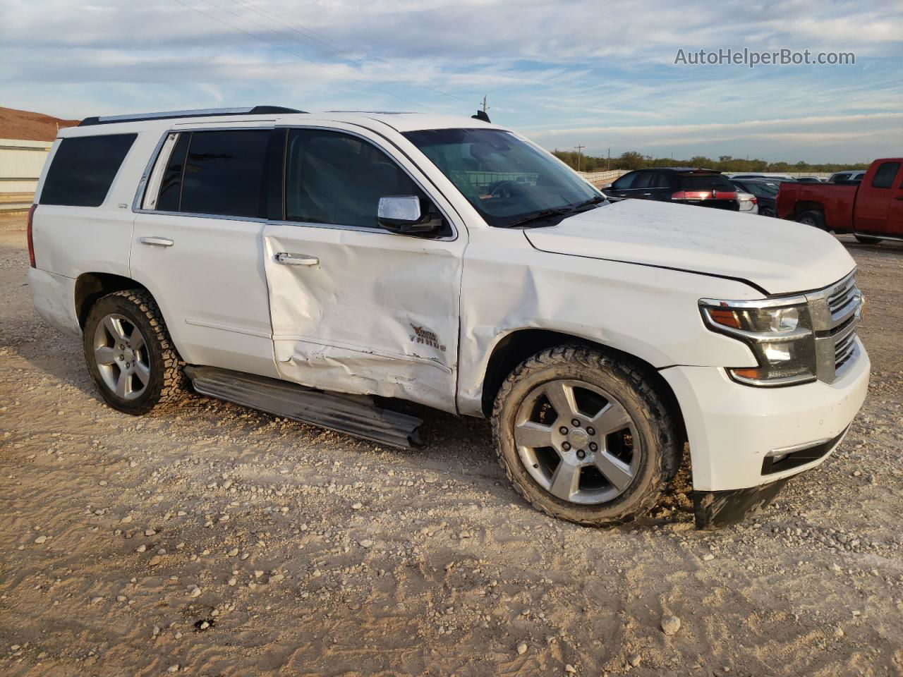 2015 Chevrolet Tahoe C1500 Ltz White vin: 1GNSCCKC4FR131730