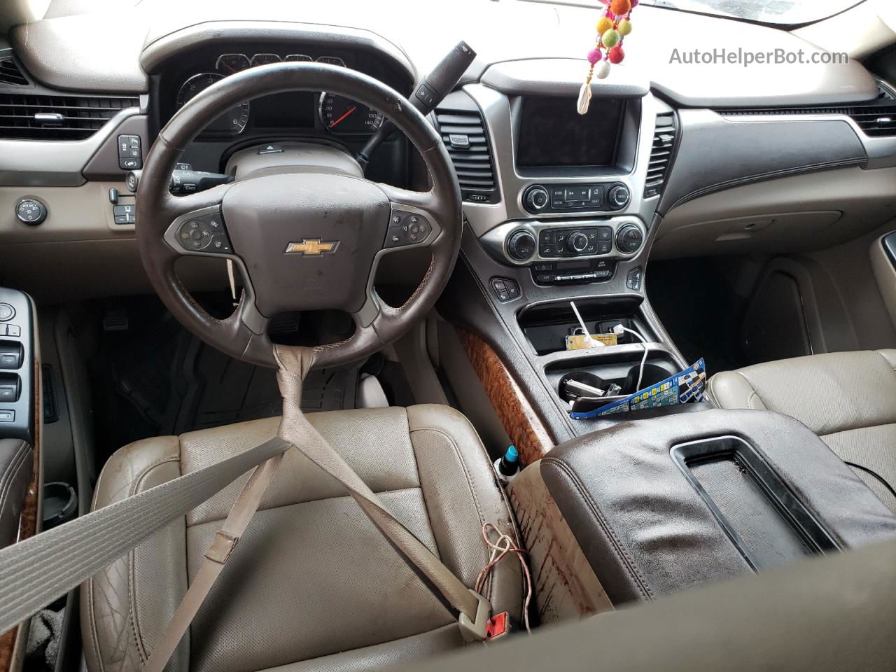 2015 Chevrolet Tahoe C1500 Ltz White vin: 1GNSCCKC5FR275691