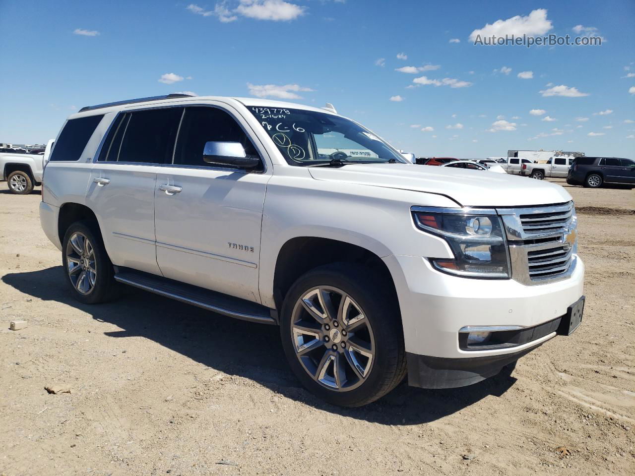 2016 Chevrolet Tahoe C1500 Ltz White vin: 1GNSCCKC9GR300240