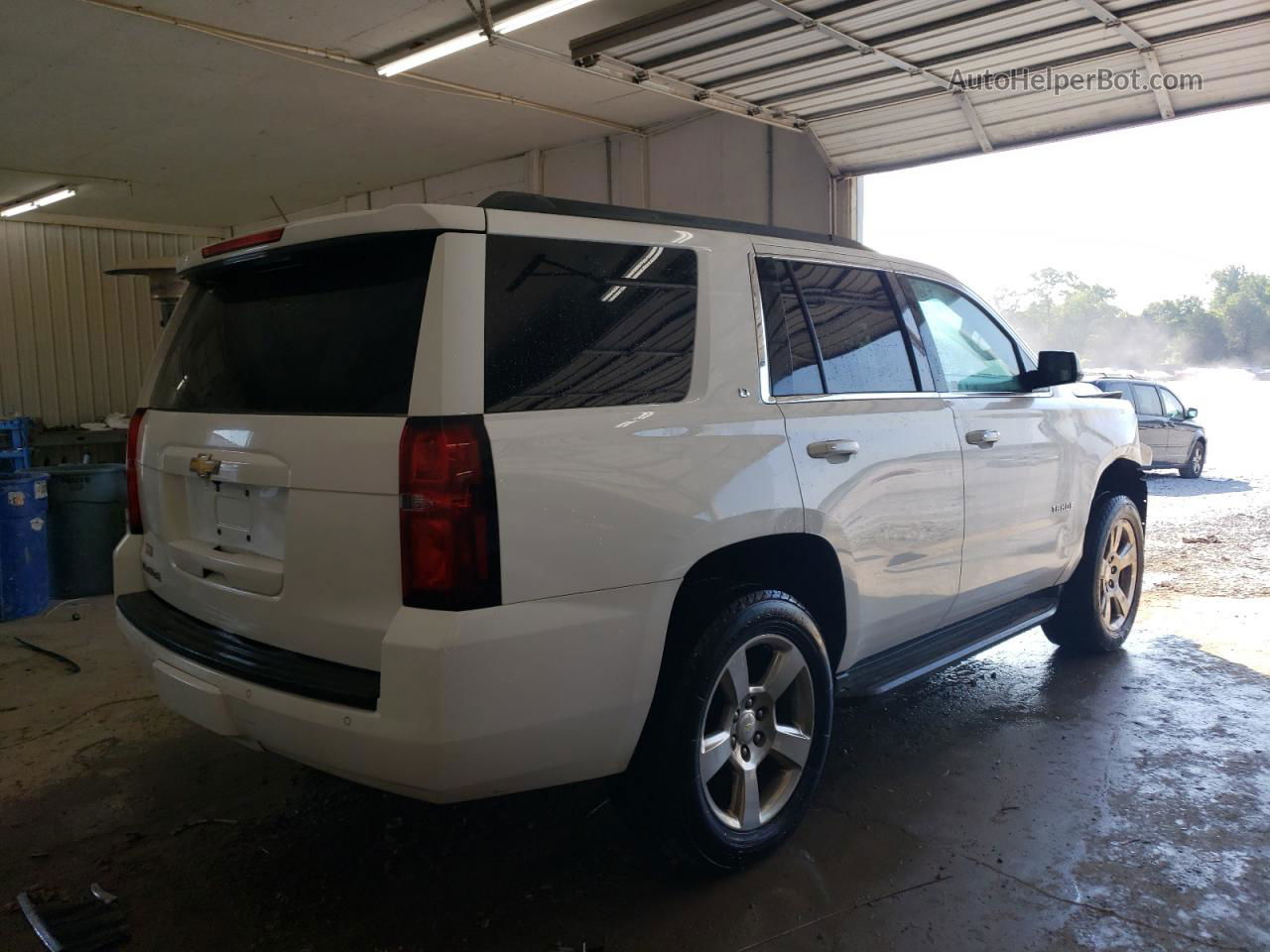 2015 Chevrolet Tahoe K1500 Lt White vin: 1GNSKBKC0FR207750