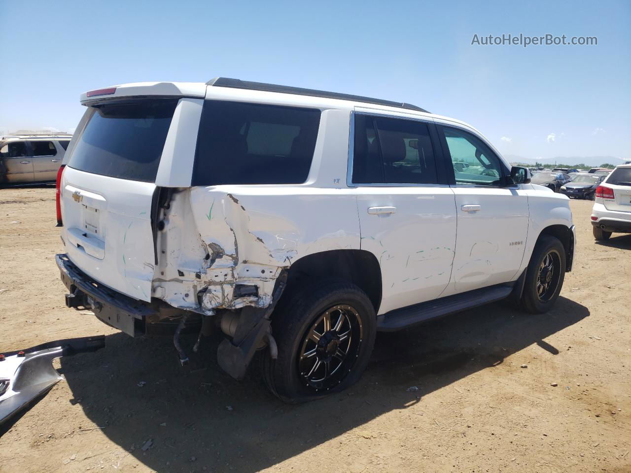 2015 Chevrolet Tahoe K1500 Lt White vin: 1GNSKBKC3FR656131