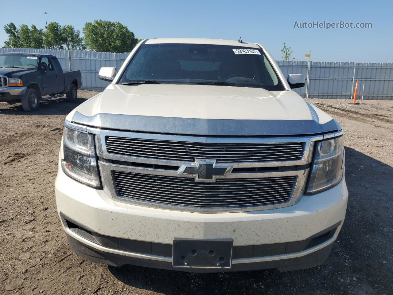 2015 Chevrolet Tahoe K1500 Lt White vin: 1GNSKBKC6FR260808