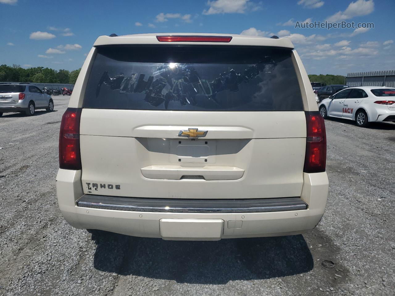 2015 Chevrolet Tahoe K1500 Ltz White vin: 1GNSKCKC1FR108151