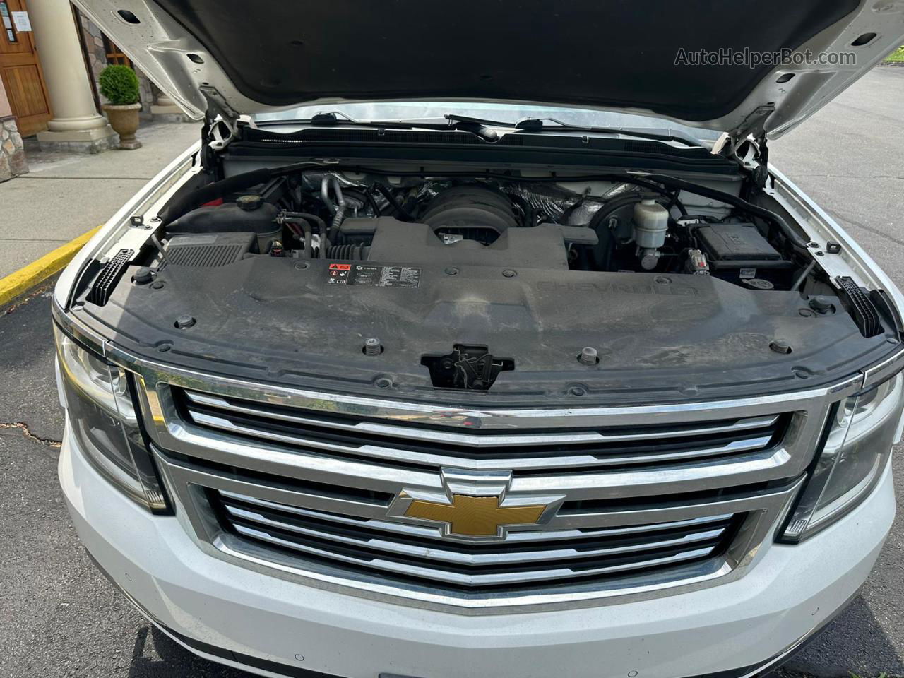 2015 Chevrolet Tahoe K1500 Ltz White vin: 1GNSKCKC1FR167166