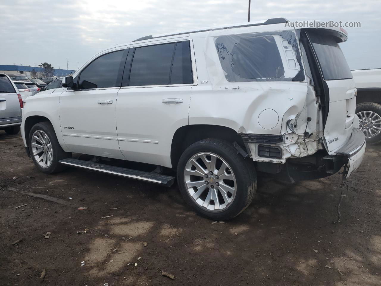 2016 Chevrolet Tahoe K1500 Ltz White vin: 1GNSKCKC1GR153477