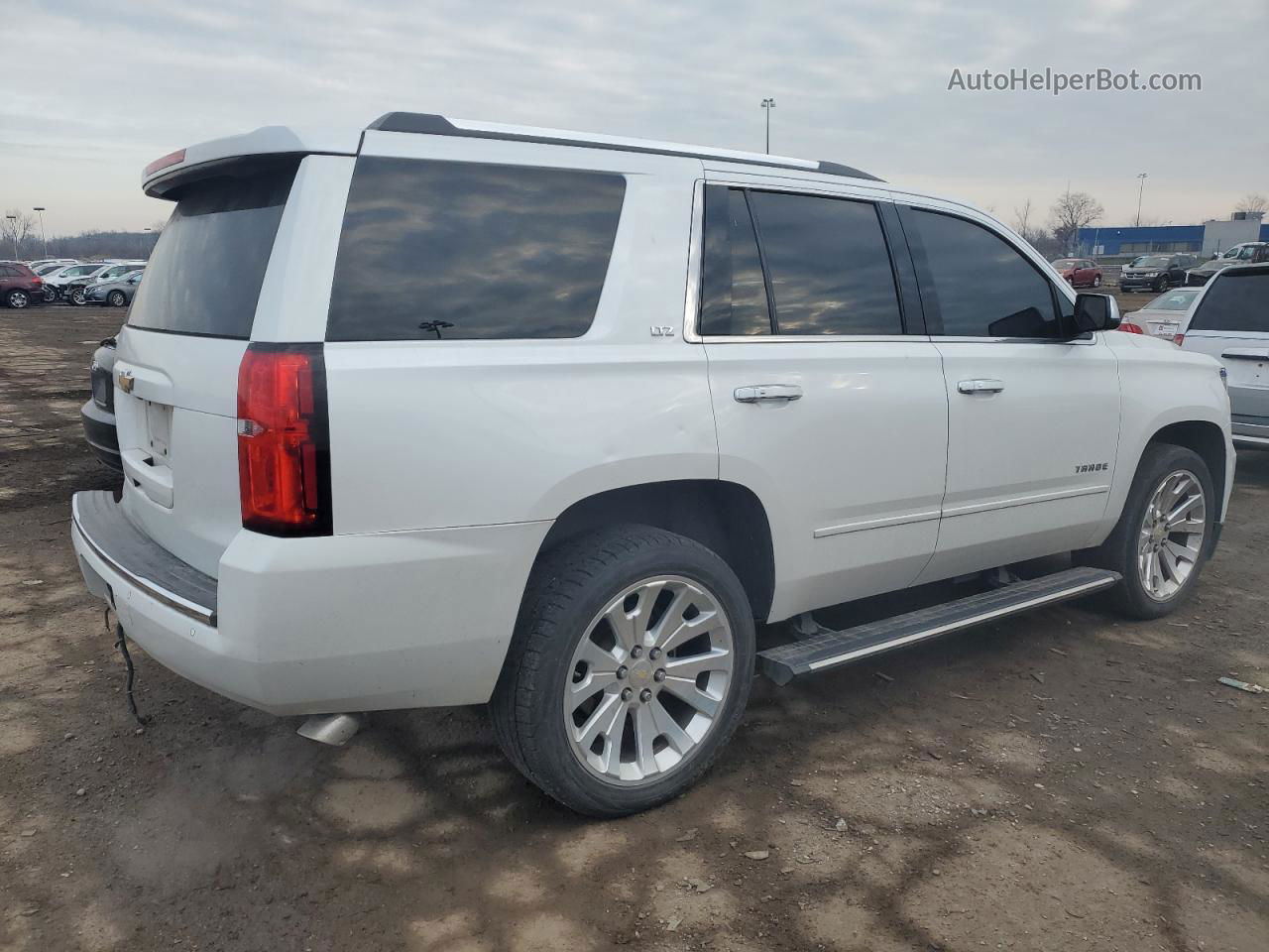 2016 Chevrolet Tahoe K1500 Ltz White vin: 1GNSKCKC1GR153477