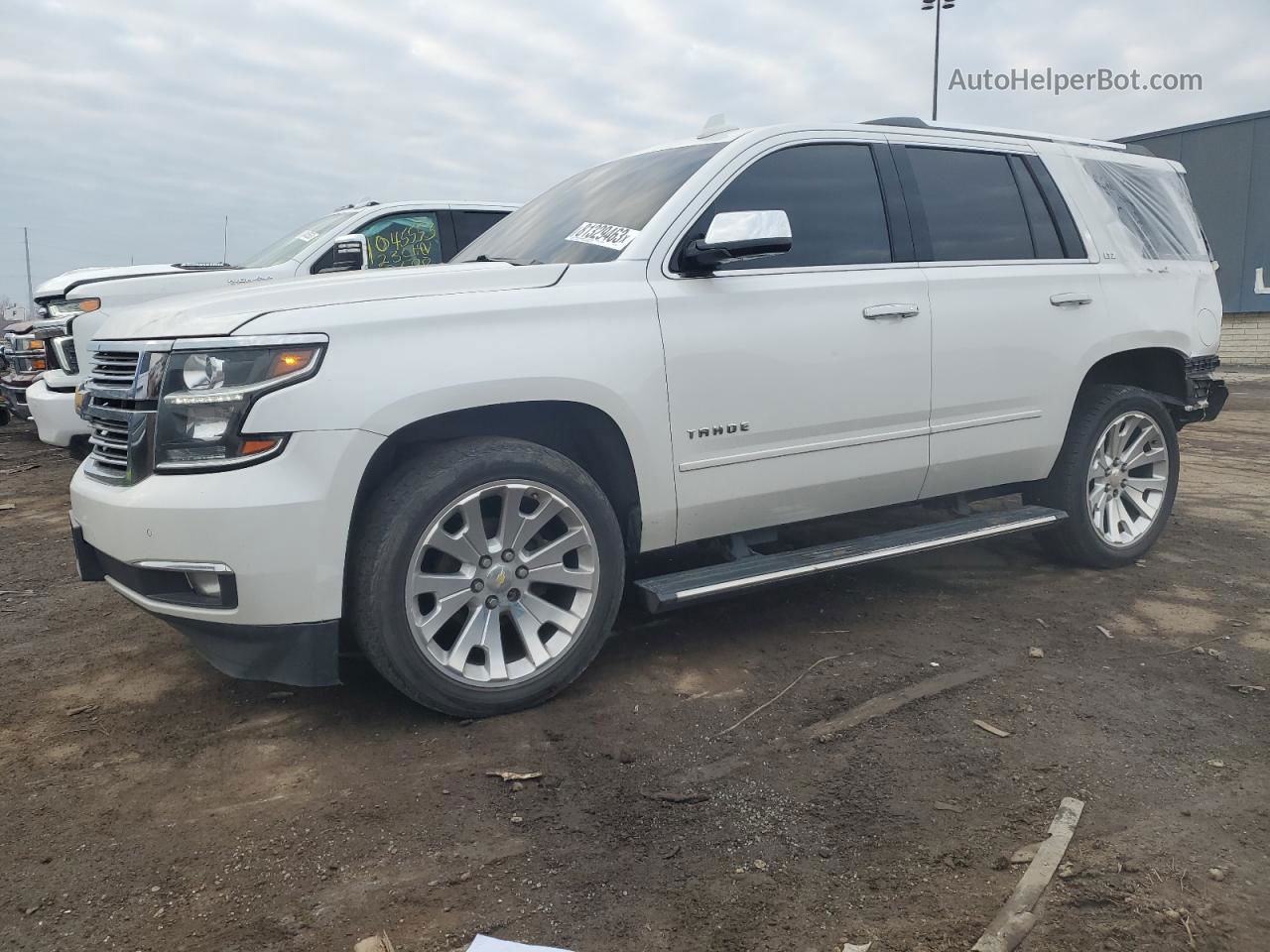 2016 Chevrolet Tahoe K1500 Ltz White vin: 1GNSKCKC1GR153477