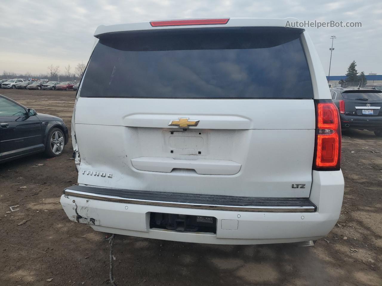 2016 Chevrolet Tahoe K1500 Ltz White vin: 1GNSKCKC1GR153477