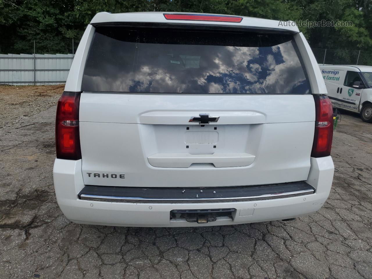 2016 Chevrolet Tahoe K1500 Ltz White vin: 1GNSKCKC1GR367143