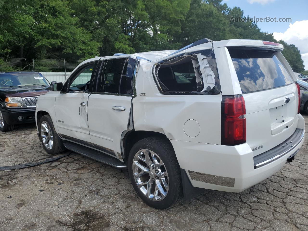 2016 Chevrolet Tahoe K1500 Ltz White vin: 1GNSKCKC1GR367143