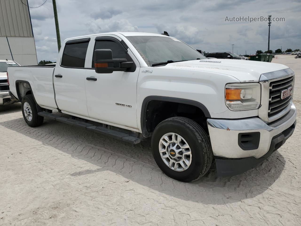 2016 Gmc Sierra K2500 Heavy Duty White vin: 1GT12RE80GF212566