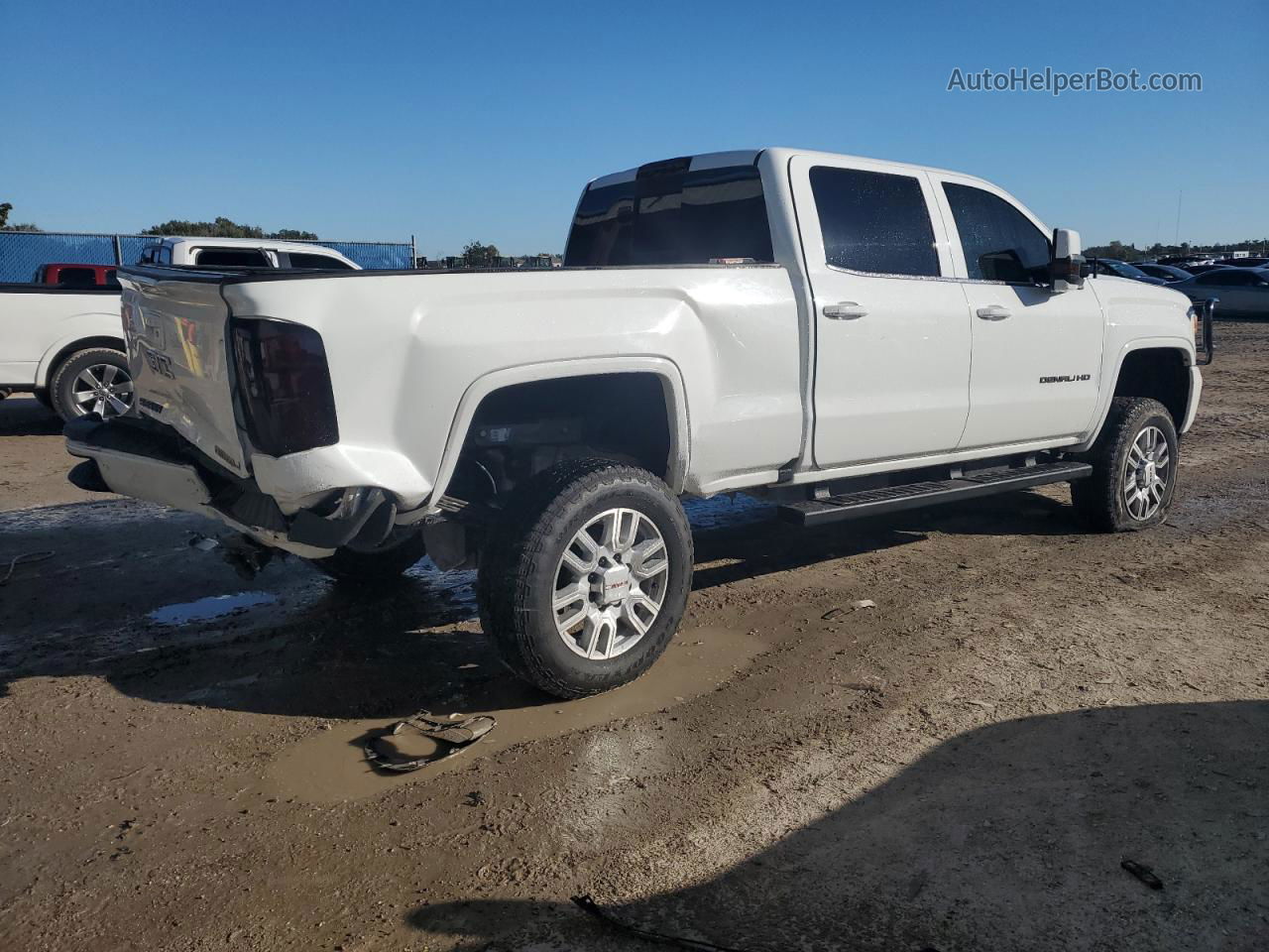 2016 Gmc Sierra K2500 Denali White vin: 1GT12UE89GF274731