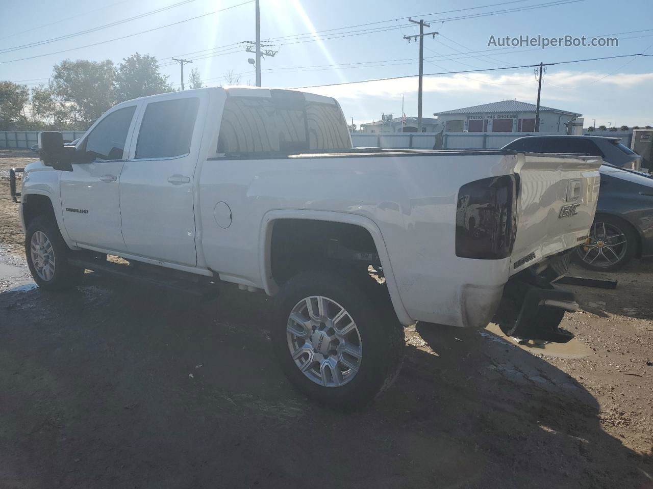 2016 Gmc Sierra K2500 Denali White vin: 1GT12UE89GF274731