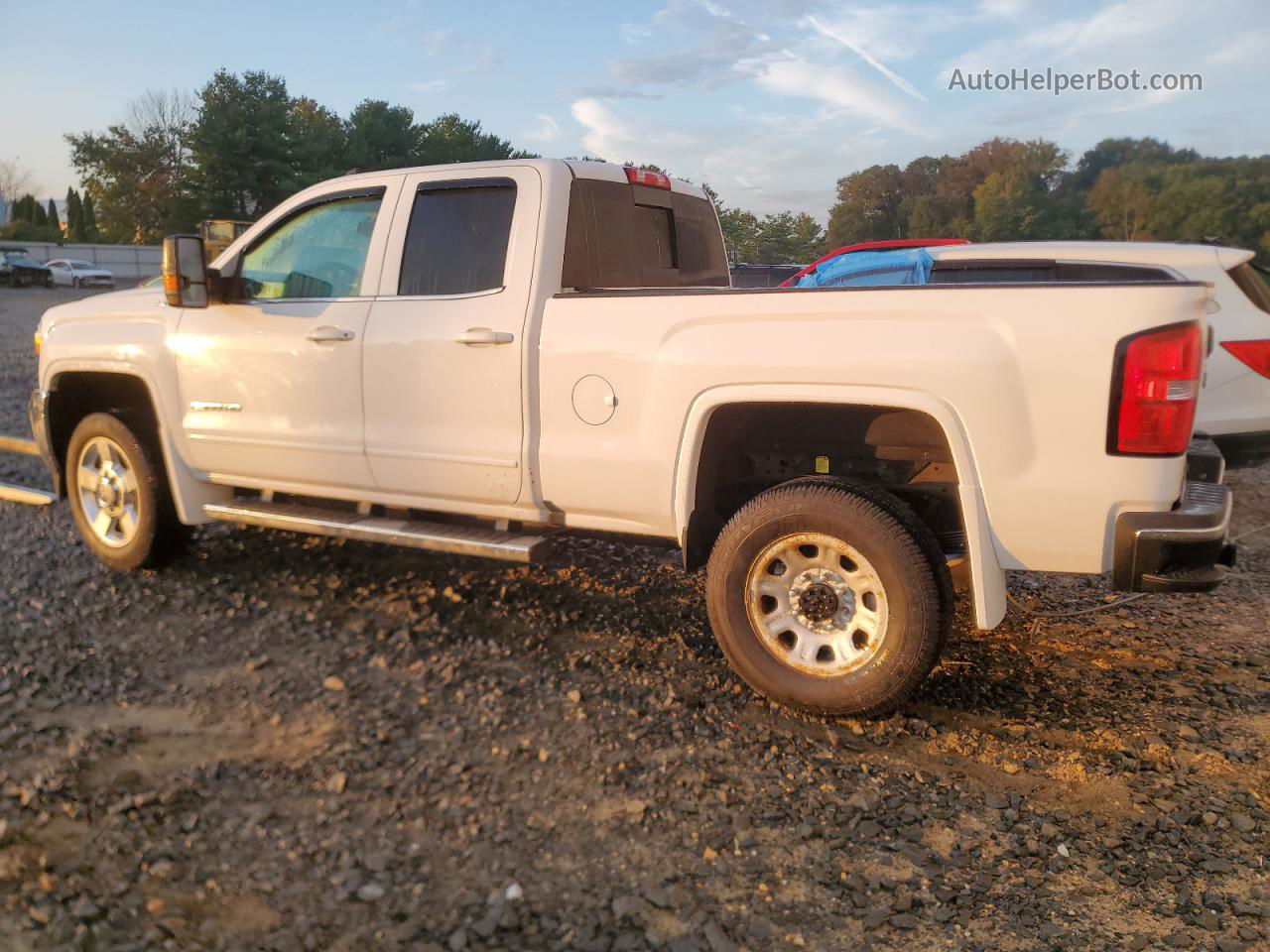 2016 Gmc Sierra K2500 Sle White vin: 1GT22SEG7GZ428027