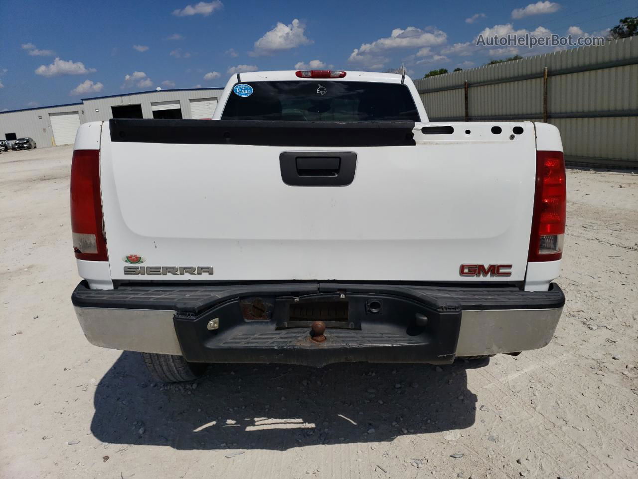 2008 Gmc Sierra C1500 White vin: 1GTEC14X28Z245951