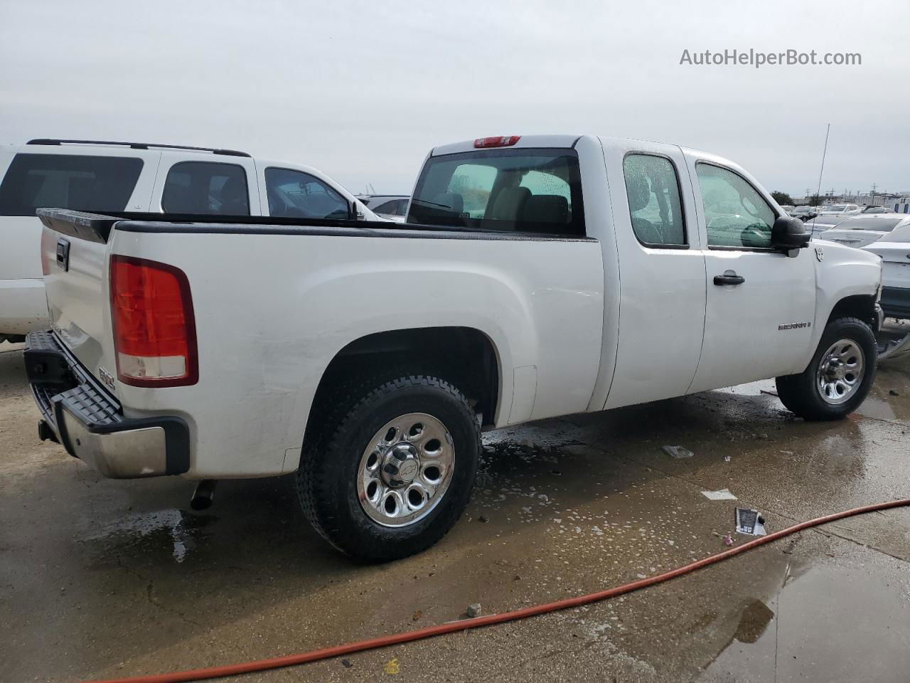 2008 Gmc Sierra C1500 White vin: 1GTEC19C18Z118601