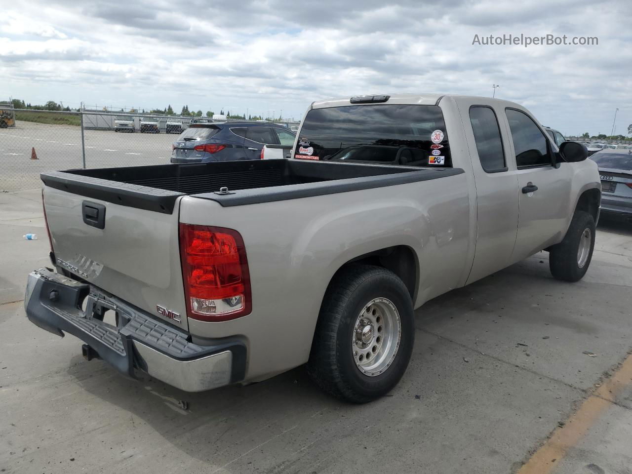 2008 Gmc Sierra C1500 Beige vin: 1GTEC19C18Z125659