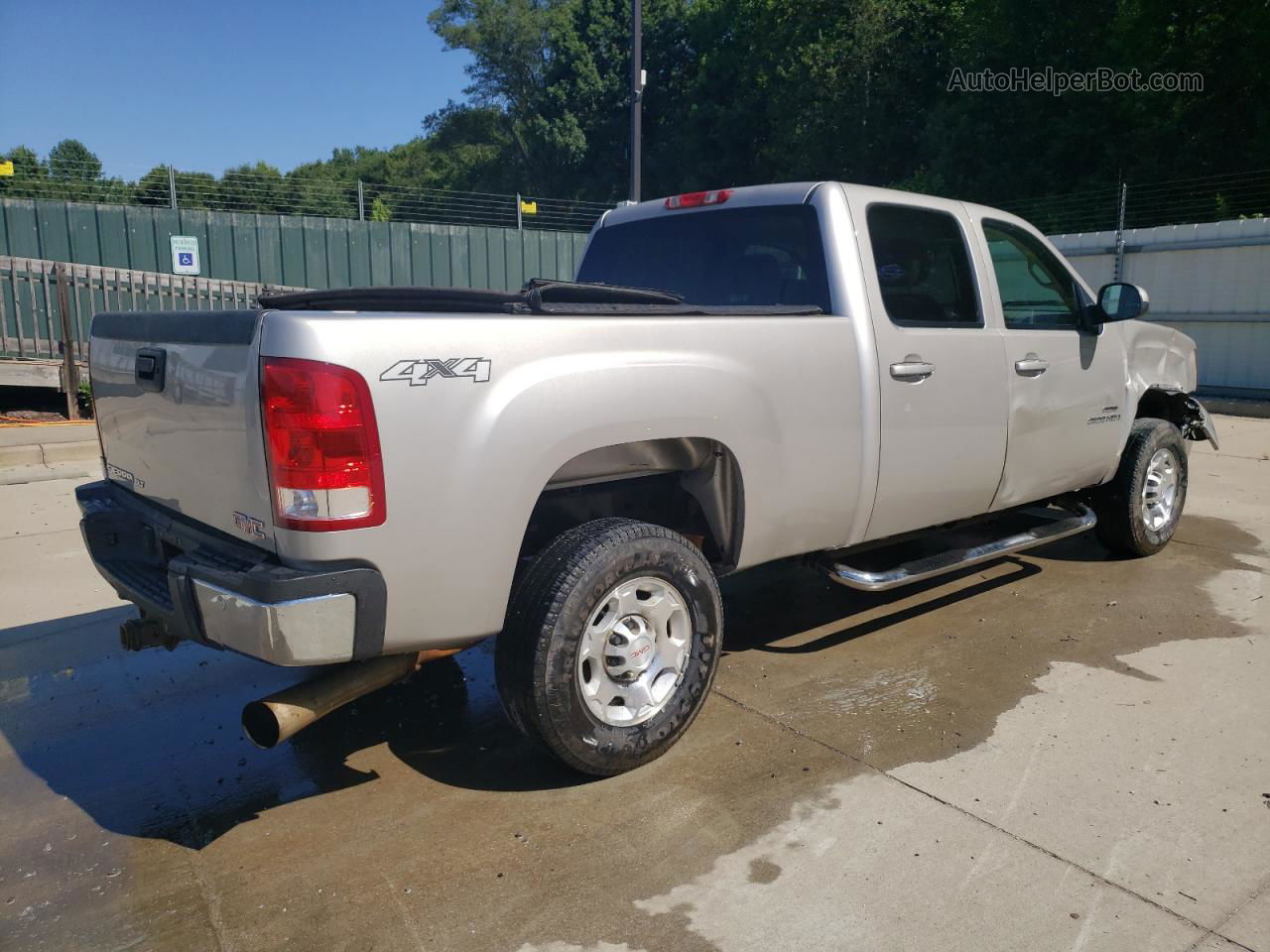 2007 Gmc Sierra K2500 Heavy Duty Silver vin: 1GTHK236X7F504328