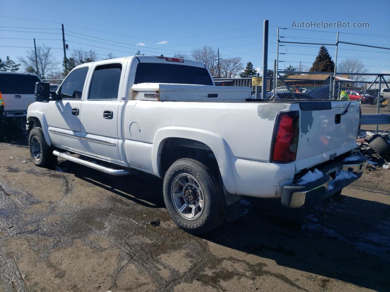 2007 Gmc Sierra K2500 Heavy Duty White vin: 1GTHK23D77F192984