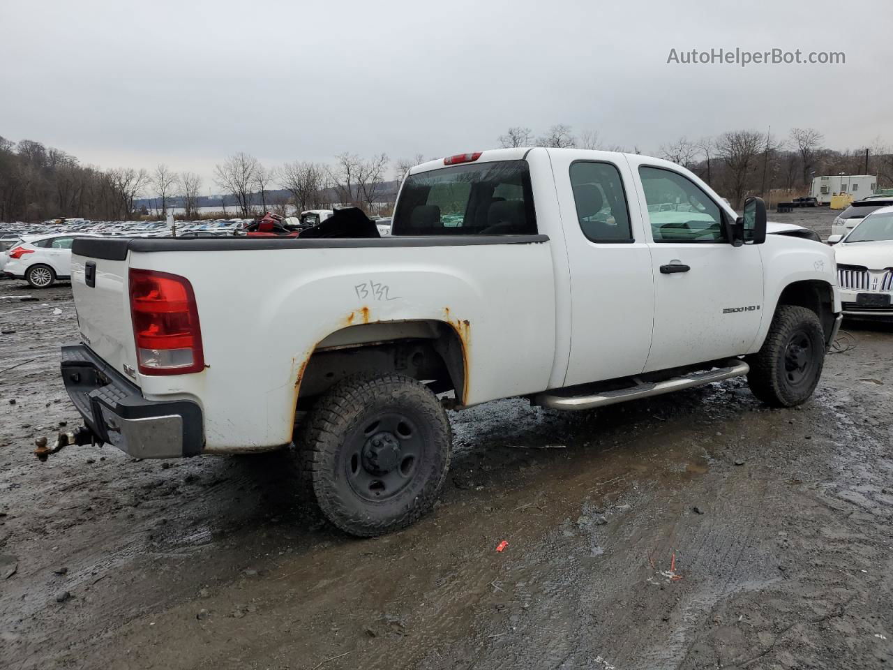 2007 Gmc Sierra K2500 Heavy Duty White vin: 1GTHK29K27E552156