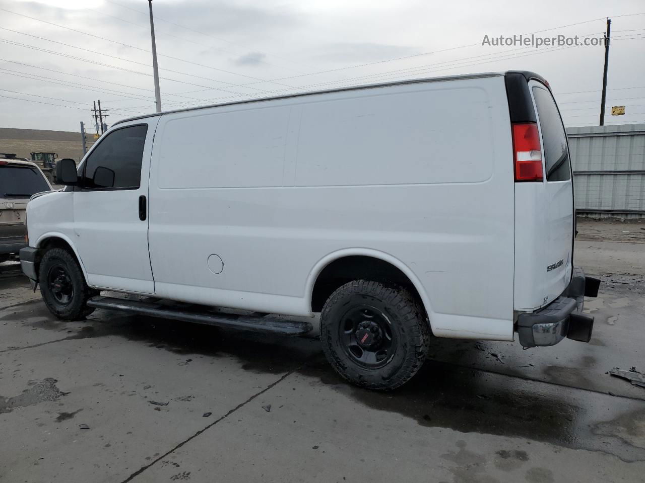 2018 Gmc Savana G2500 Белый vin: 1GTW7AFG1J1903172