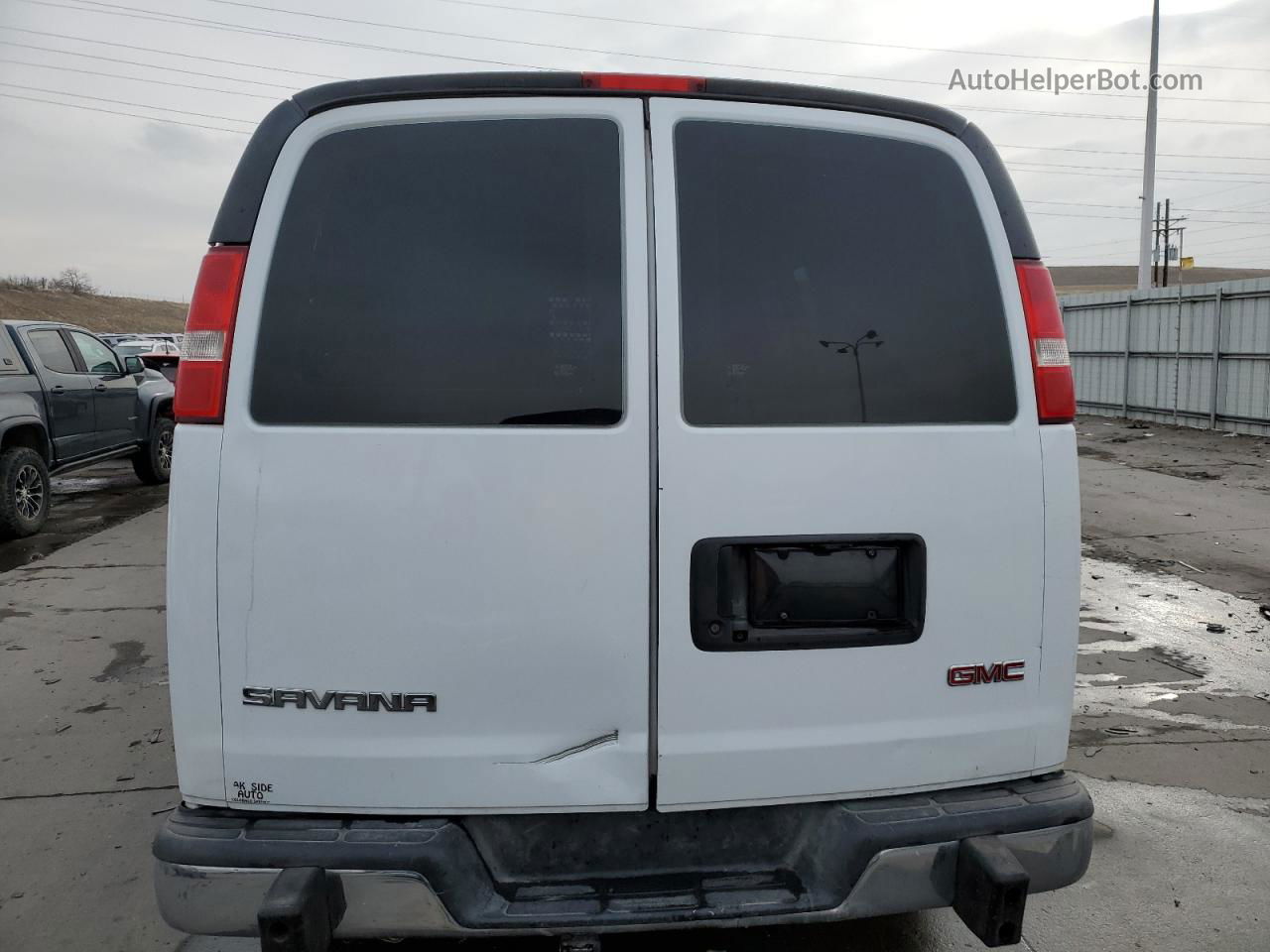 2018 Gmc Savana G2500 Белый vin: 1GTW7AFG1J1903172