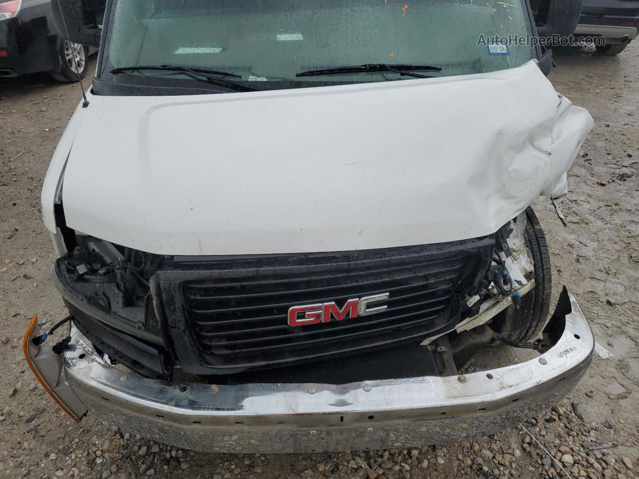 2018 Gmc Savana G2500 White vin: 1GTW7AFG1J1908078