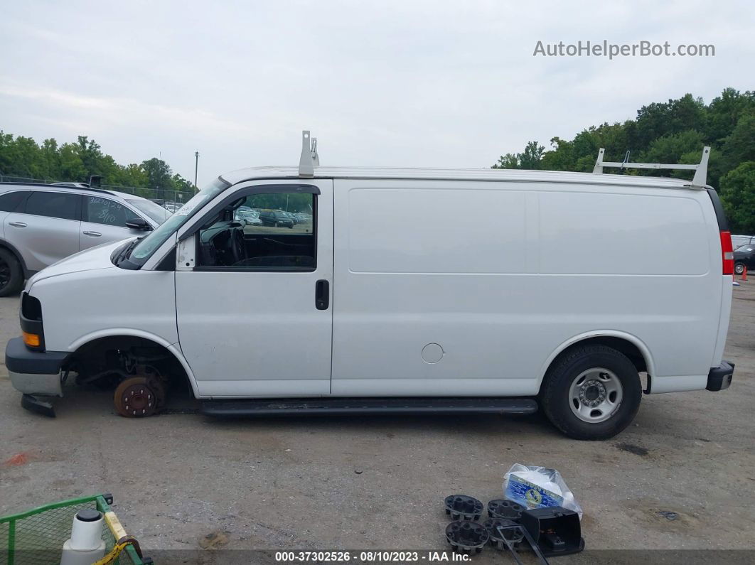 2018 Gmc Savana Cargo Van   White vin: 1GTW7AFG1J1910333