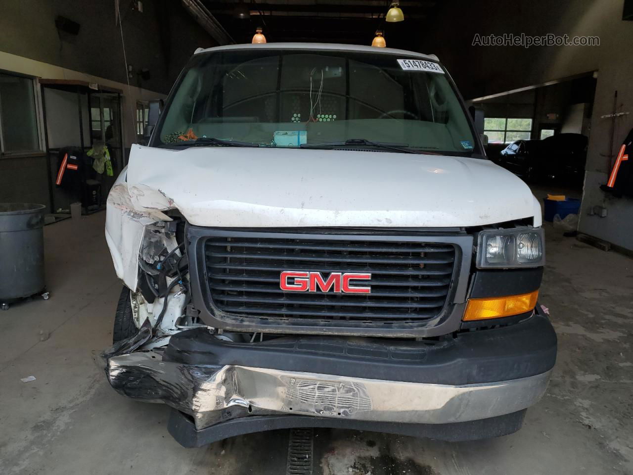 2018 Gmc Savana G2500 White vin: 1GTW7AFG3J1909426