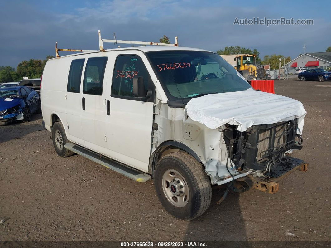 2018 Gmc Savana Cargo Van   White vin: 1GTW7AFG4J1907751