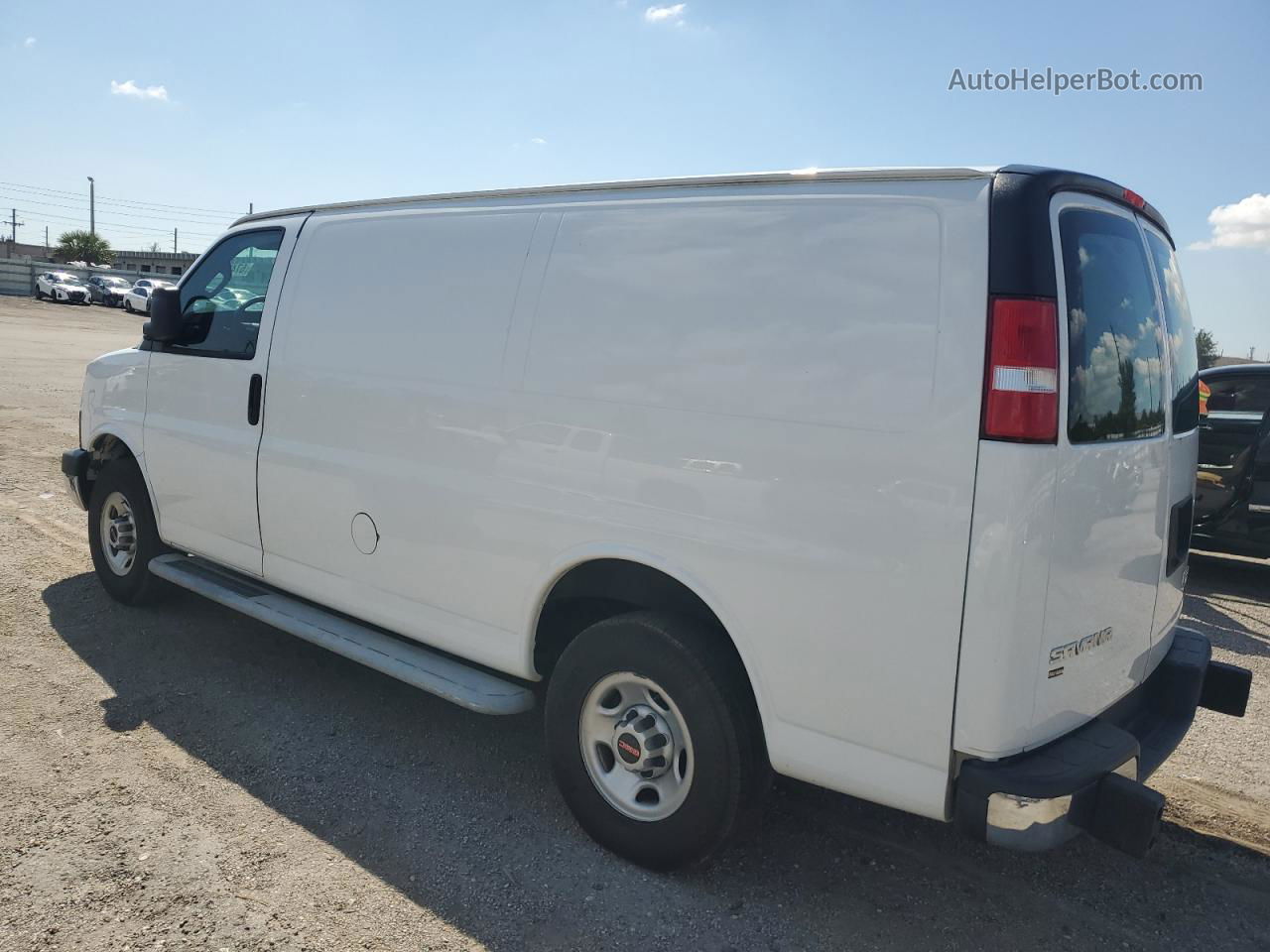 2018 Gmc Savana G2500 White vin: 1GTW7AFG8J1903413