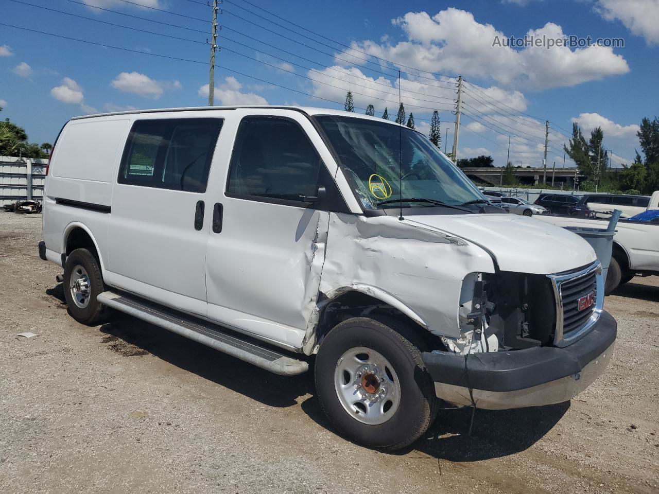 2018 Gmc Savana G2500 White vin: 1GTW7AFG8J1903413