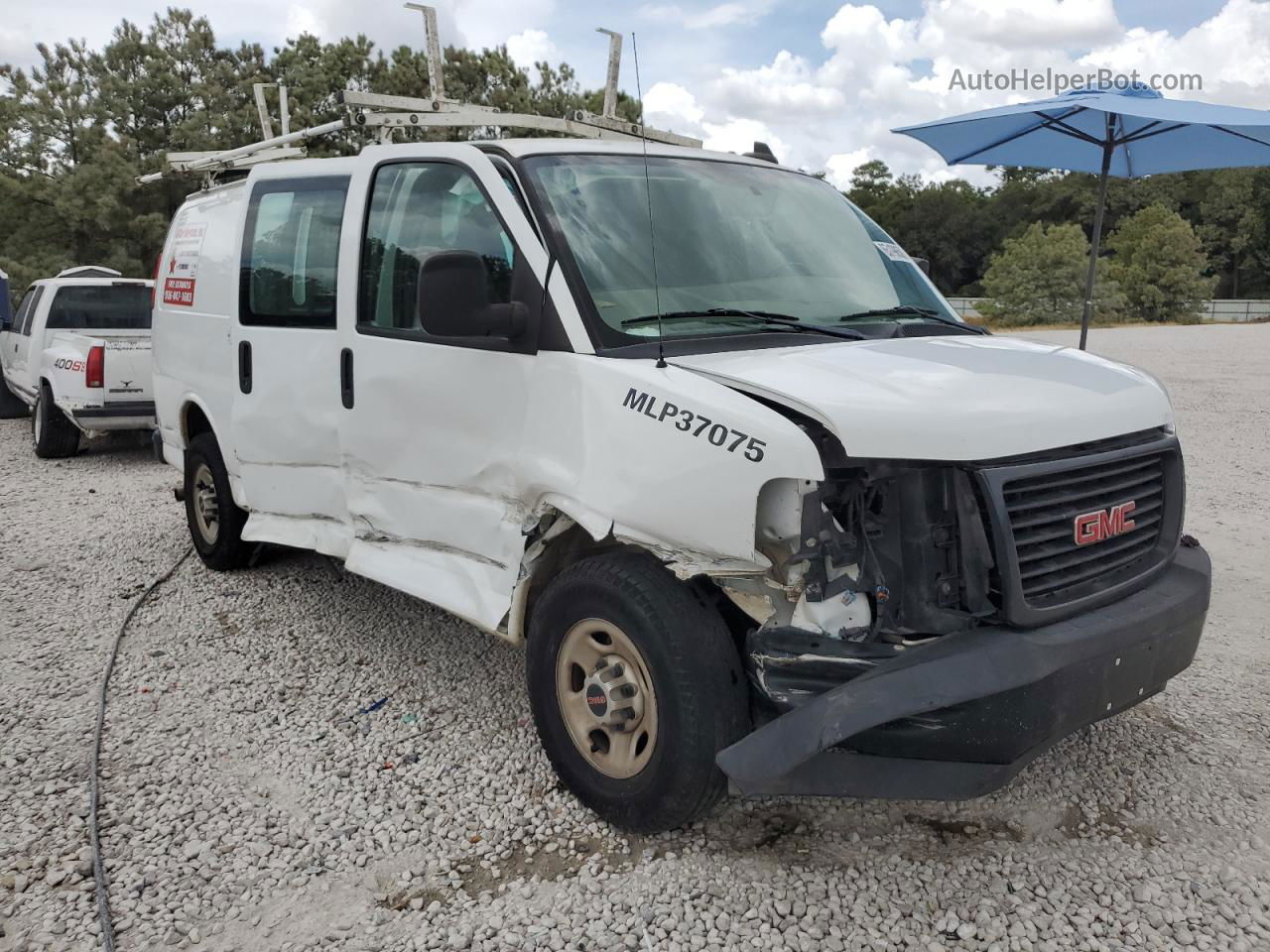 2018 Gmc Savana G2500 White vin: 1GTW7AFGXJ1343006