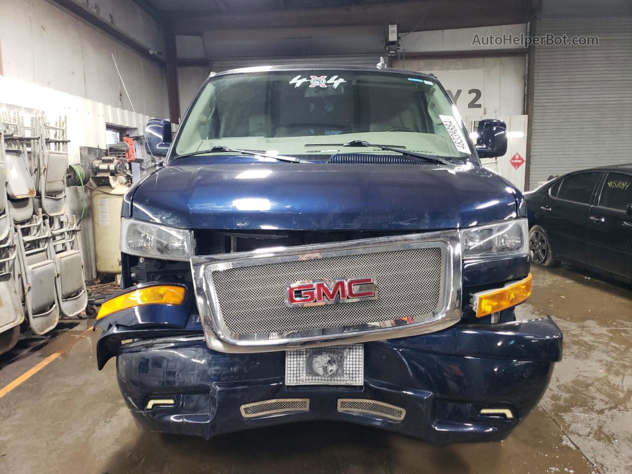 2018 Gmc Savana G2500 Blue vin: 1GTW7BFG1J1181031