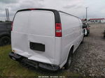 2018 Gmc Savana Cargo Van   White vin: 1GTW7BFG1J1332157