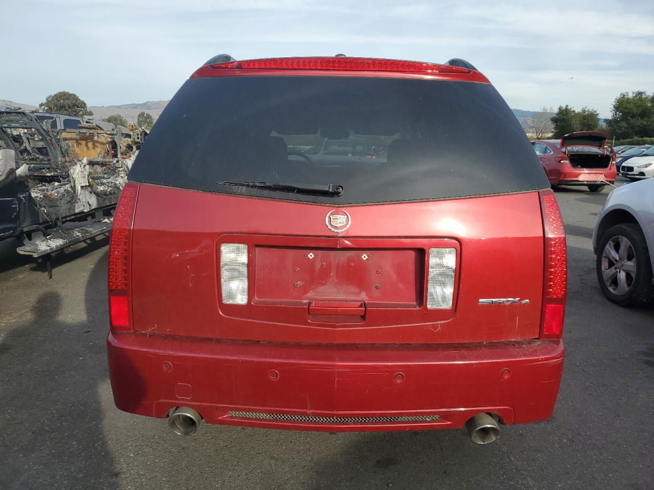 2008 Cadillac Srx  Red vin: 1GYEE437080147478