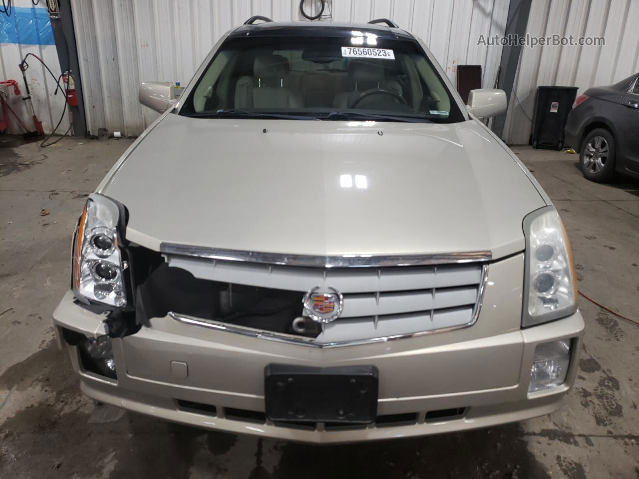 2008 Cadillac Srx  Gold vin: 1GYEE437180130382