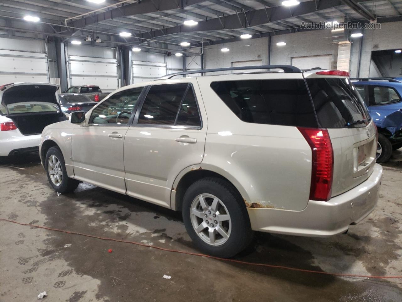 2008 Cadillac Srx  Gold vin: 1GYEE437180130382