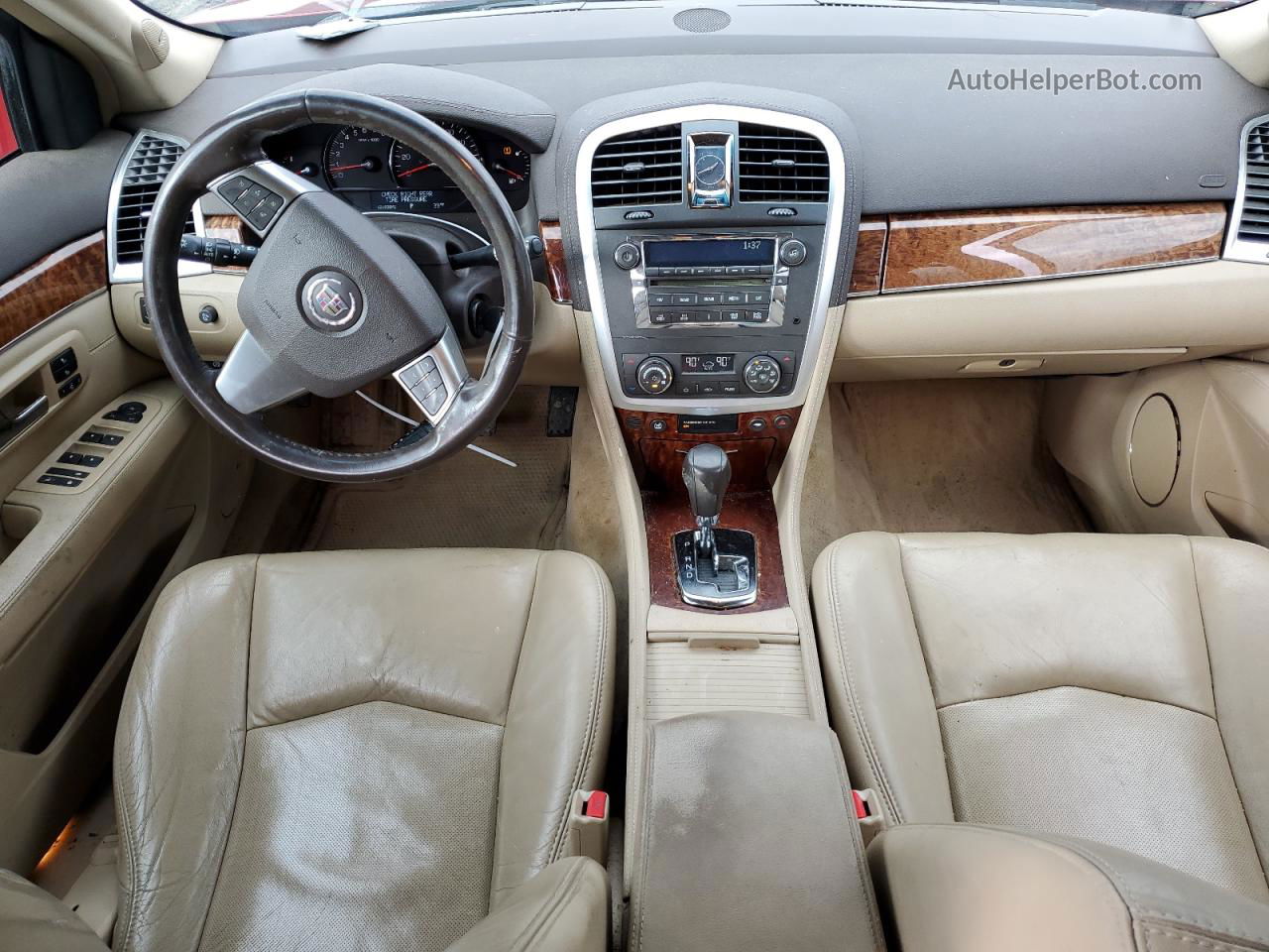 2008 Cadillac Srx  Красный vin: 1GYEE437480132739