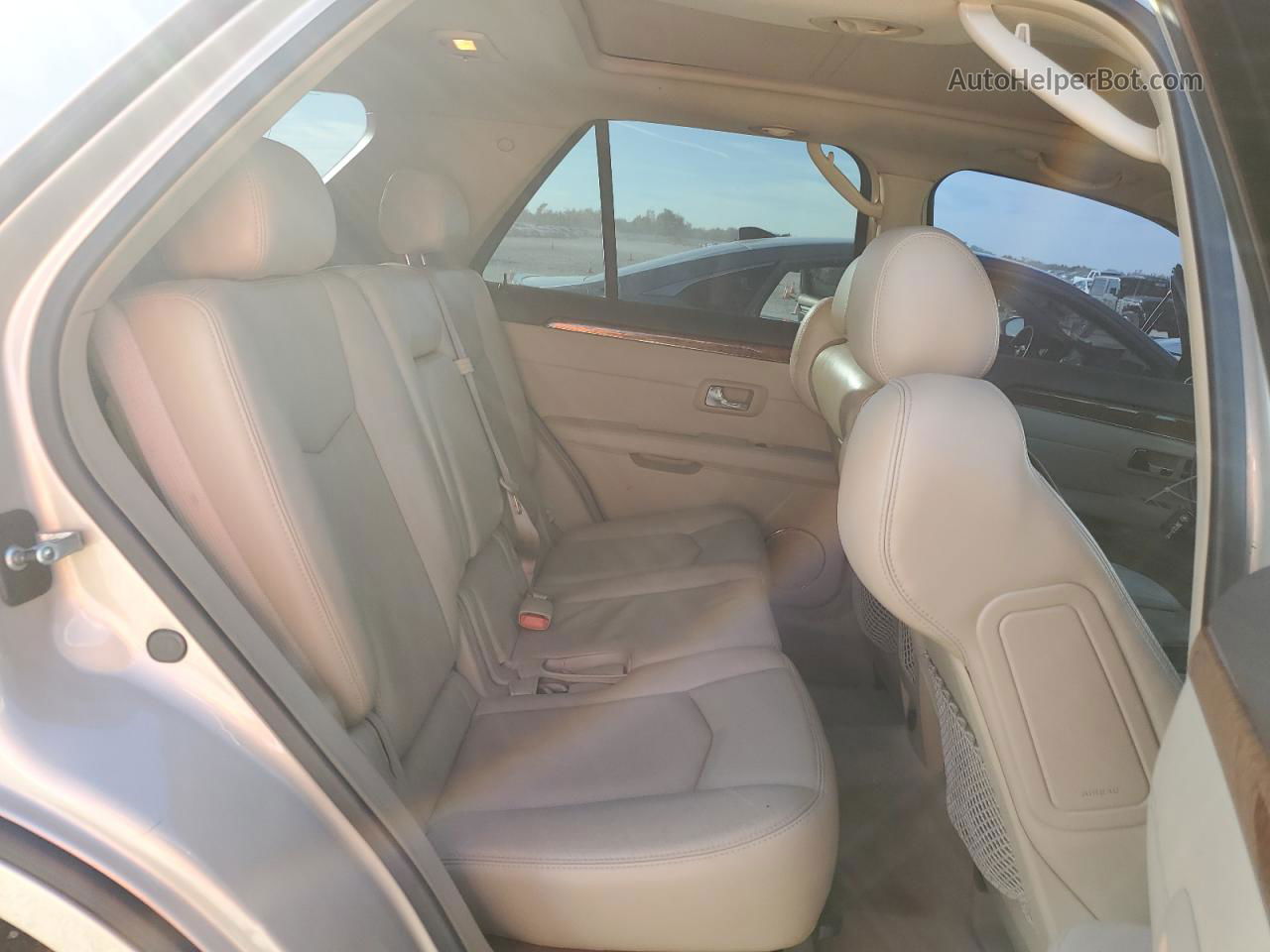 2008 Cadillac Srx  Beige vin: 1GYEE637180131446