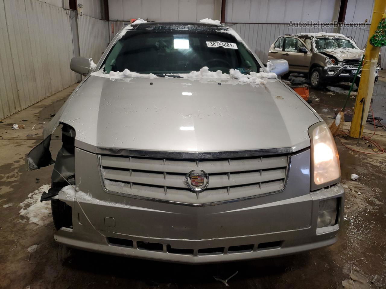 2008 Cadillac Srx  Silver vin: 1GYEE637580182111