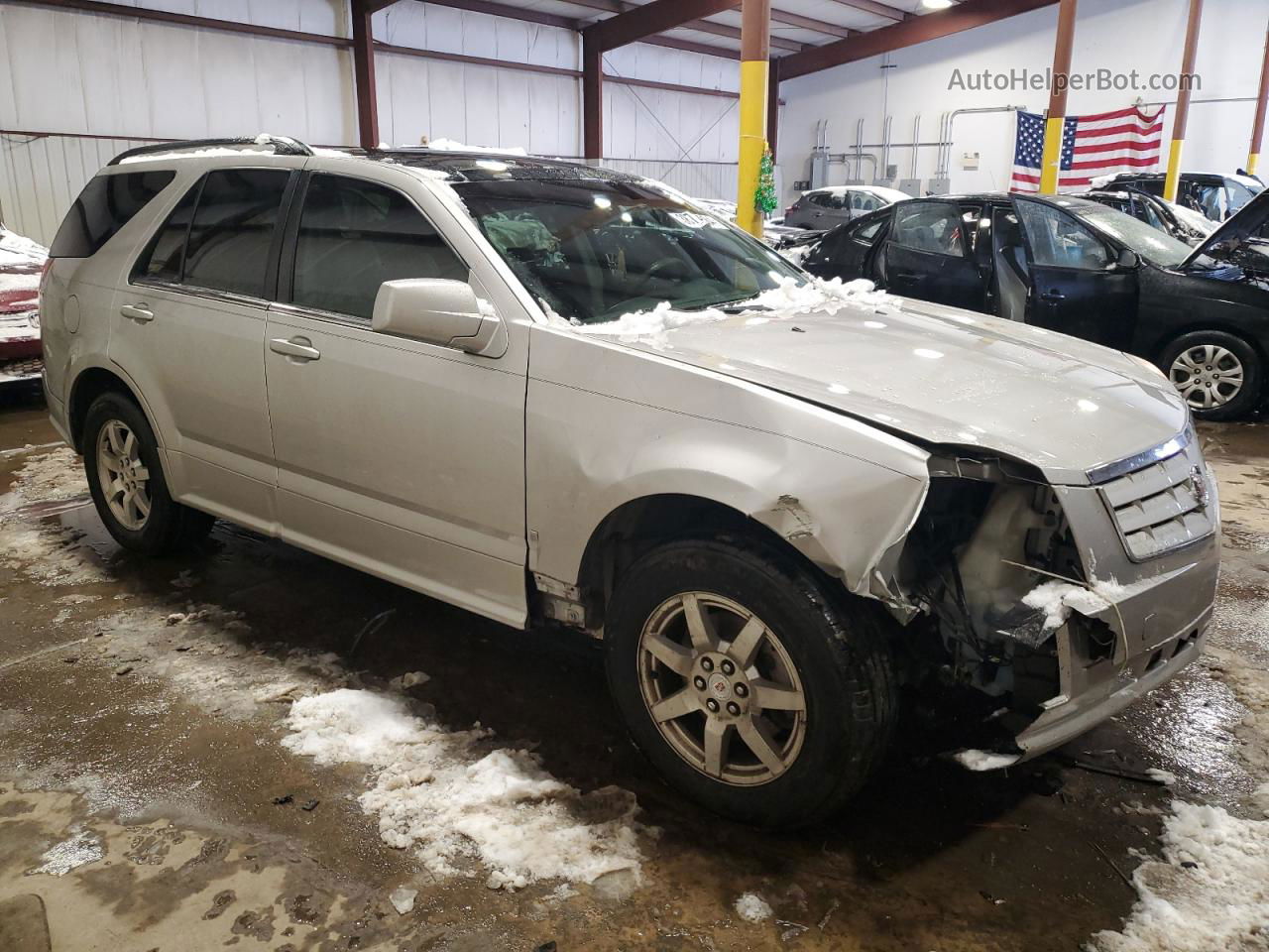 2008 Cadillac Srx  Silver vin: 1GYEE637580182111