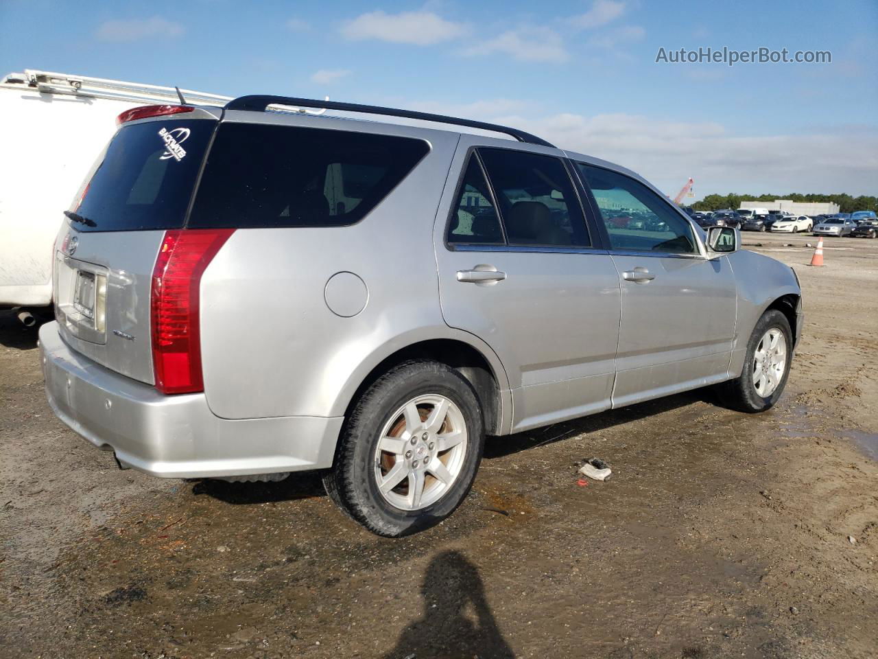 2008 Cadillac Srx  Silver vin: 1GYEE637780149515