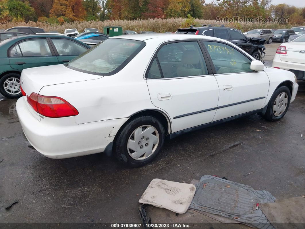 2000 Honda Accord Sdn Lx White vin: 1HGCG1641YA016367