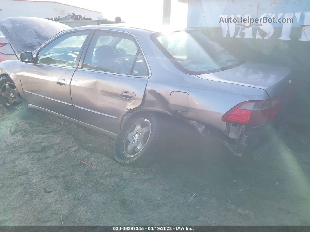 2000 Honda Accord 3.0 Ex Unknown vin: 1HGCG1654YA049355