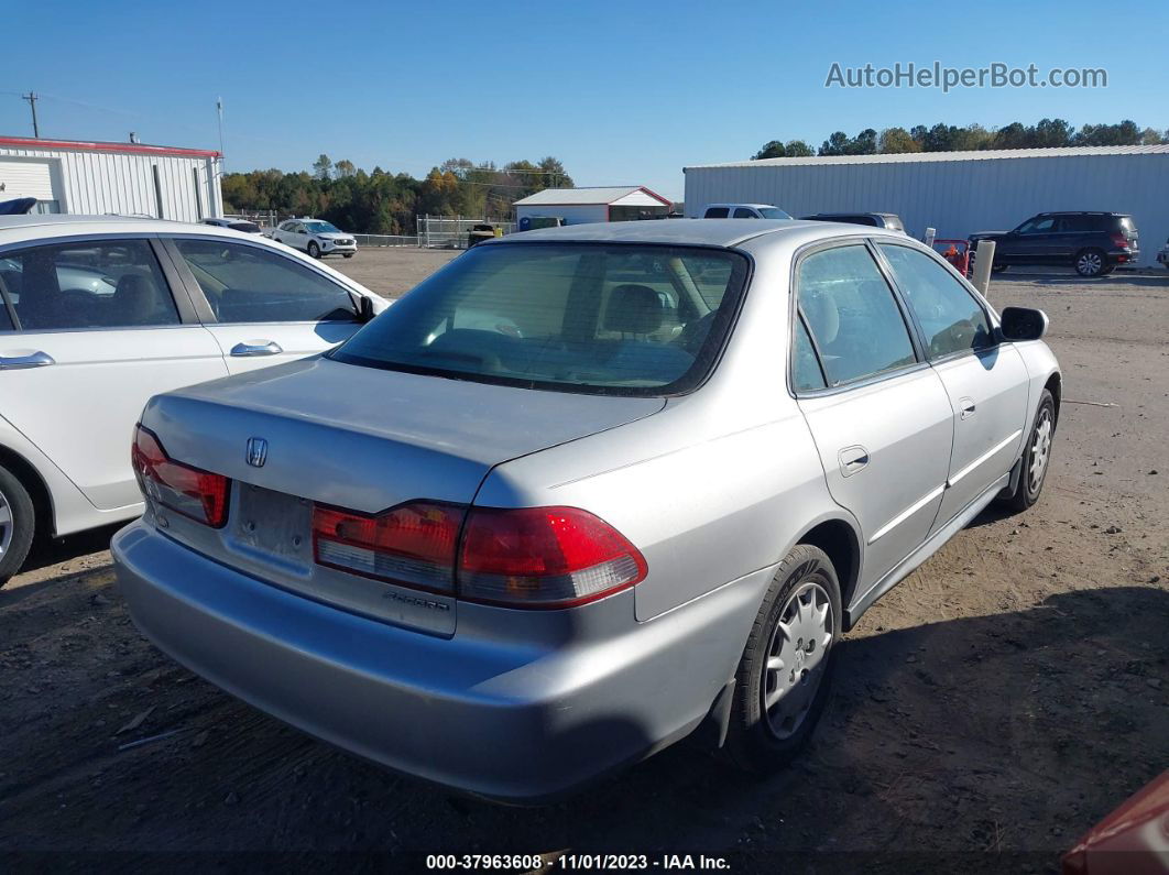 2001 Honda Accord Sdn Lx Silver vin: 1HGCG56401A077805