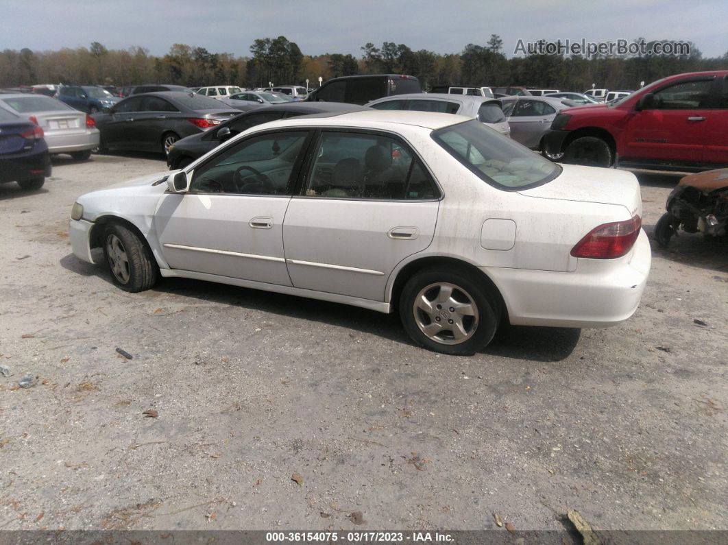 2000 Honda Accord 2.3 Ex White vin: 1HGCG5662YA149065