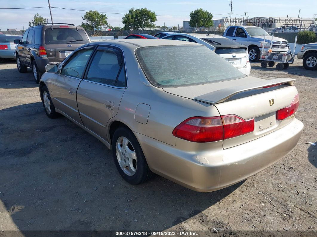 2000 Honda Accord 2.3 Ex Золотой vin: 1HGCG5666YA090196