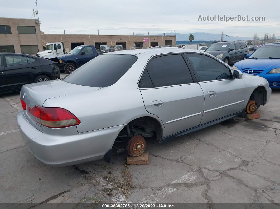 2001 Honda Accord Sdn Lx Silver vin: 1HGCG66771A133593