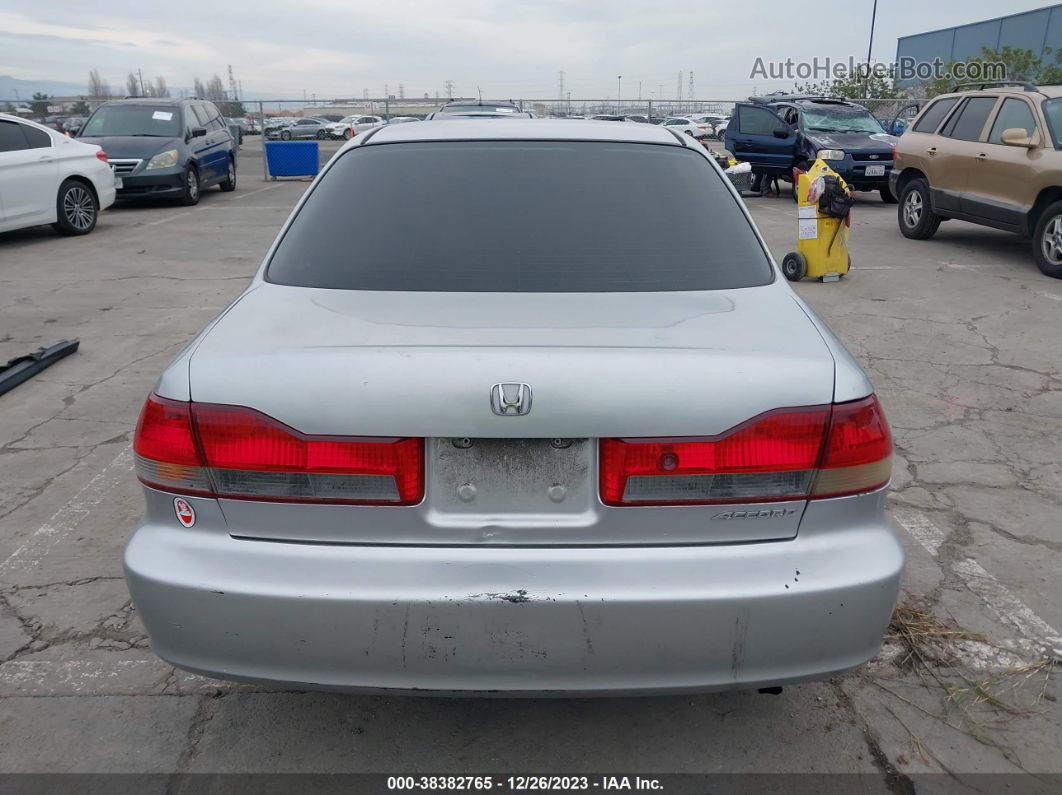 2001 Honda Accord Sdn Lx Silver vin: 1HGCG66771A133593